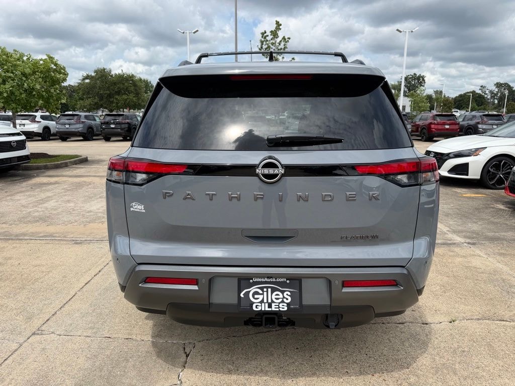 New 2026 Nissan Pathfinder Platinum SUV
