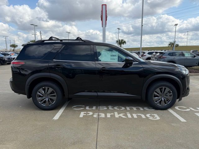 2026 Nissan Pathfinder SV - Photo 6