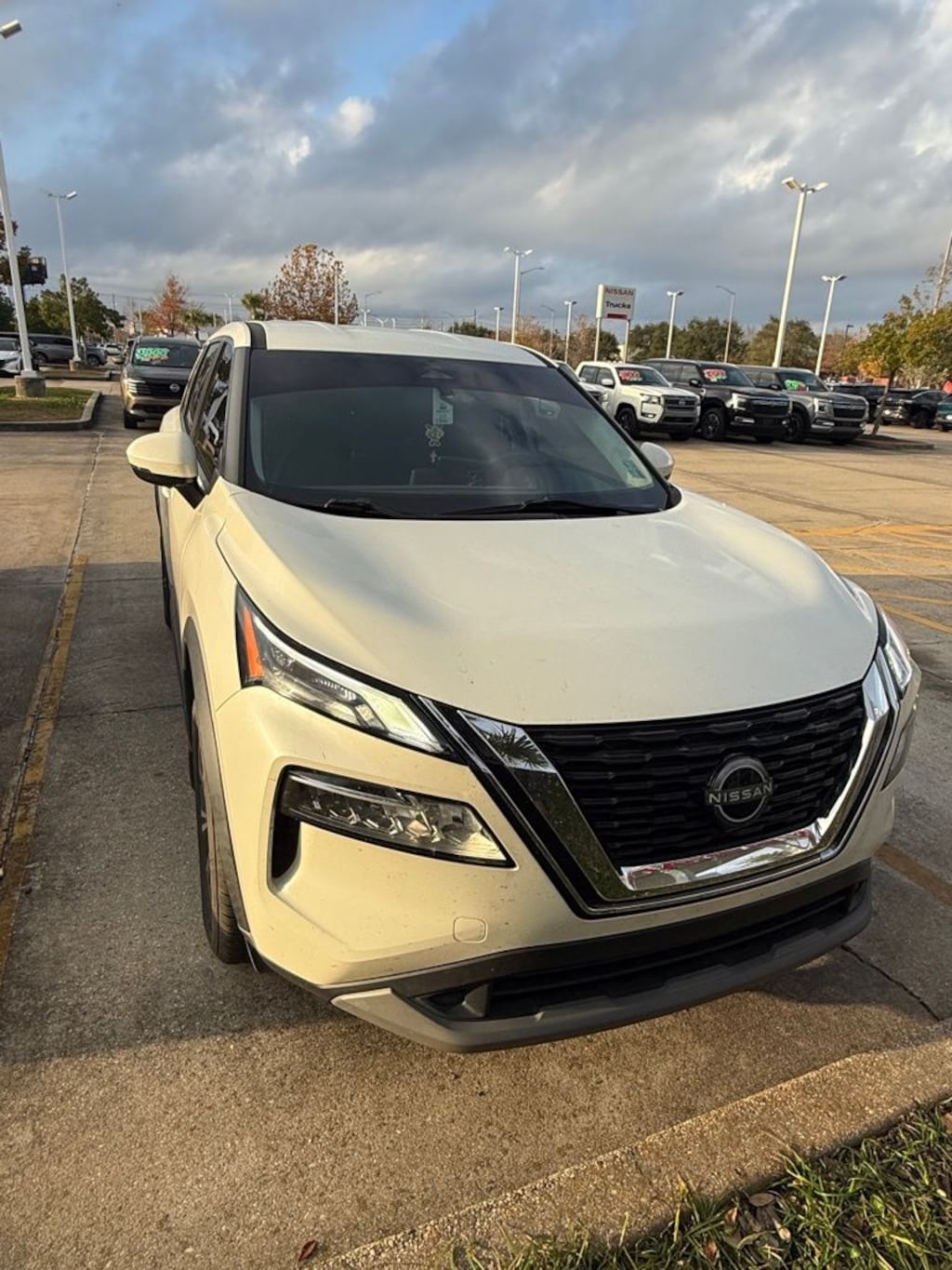 Used 2022 Nissan Rogue SV SUV