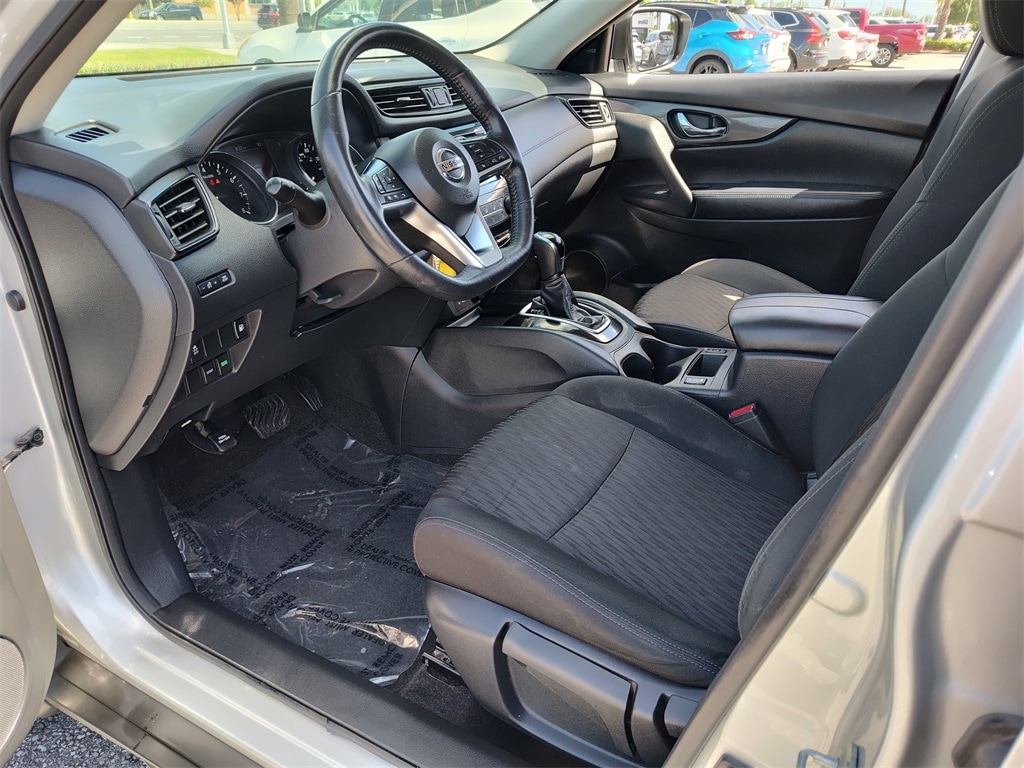Used 2018 Nissan Rogue S with VIN 5N1AT2MTXJC839192 for sale in Lafayette, LA