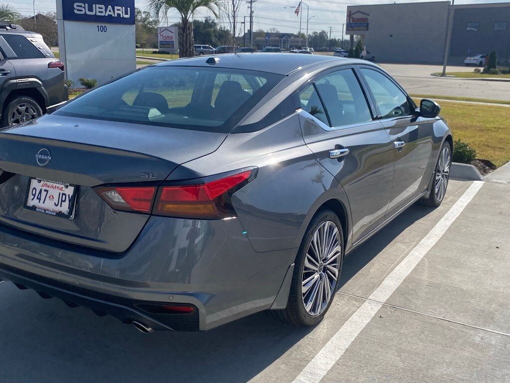 Used 2025 Nissan Altima 2.5 SL Sedan