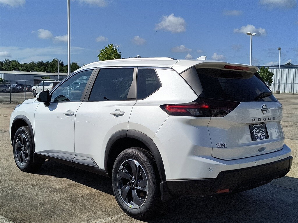2026 Nissan Rogue SV photo 3