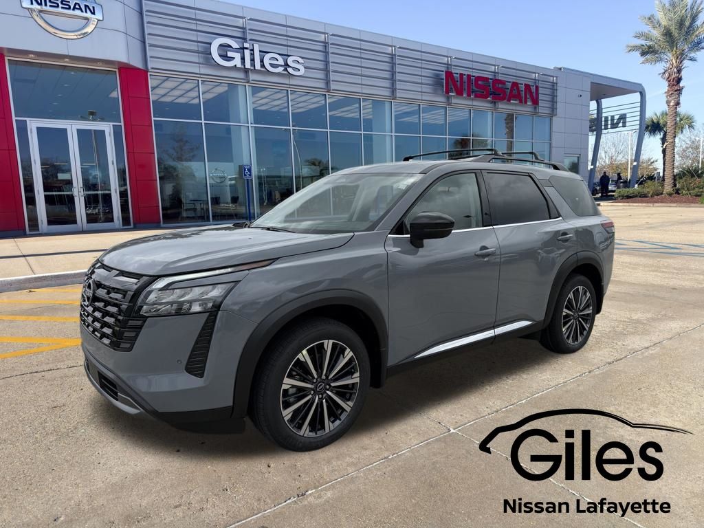 2026 Nissan Pathfinder Platinum 2WD's photo