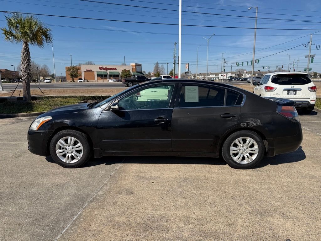 Used 2010 Nissan Altima 2.5 SL Sedan