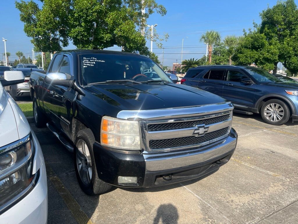 Used 2008 Chevrolet Silverado 1500 LTZ Truck
