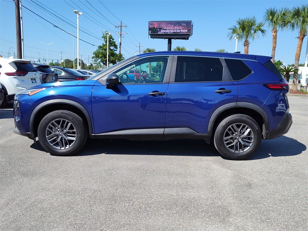 2023 Nissan Rogue S photo 3