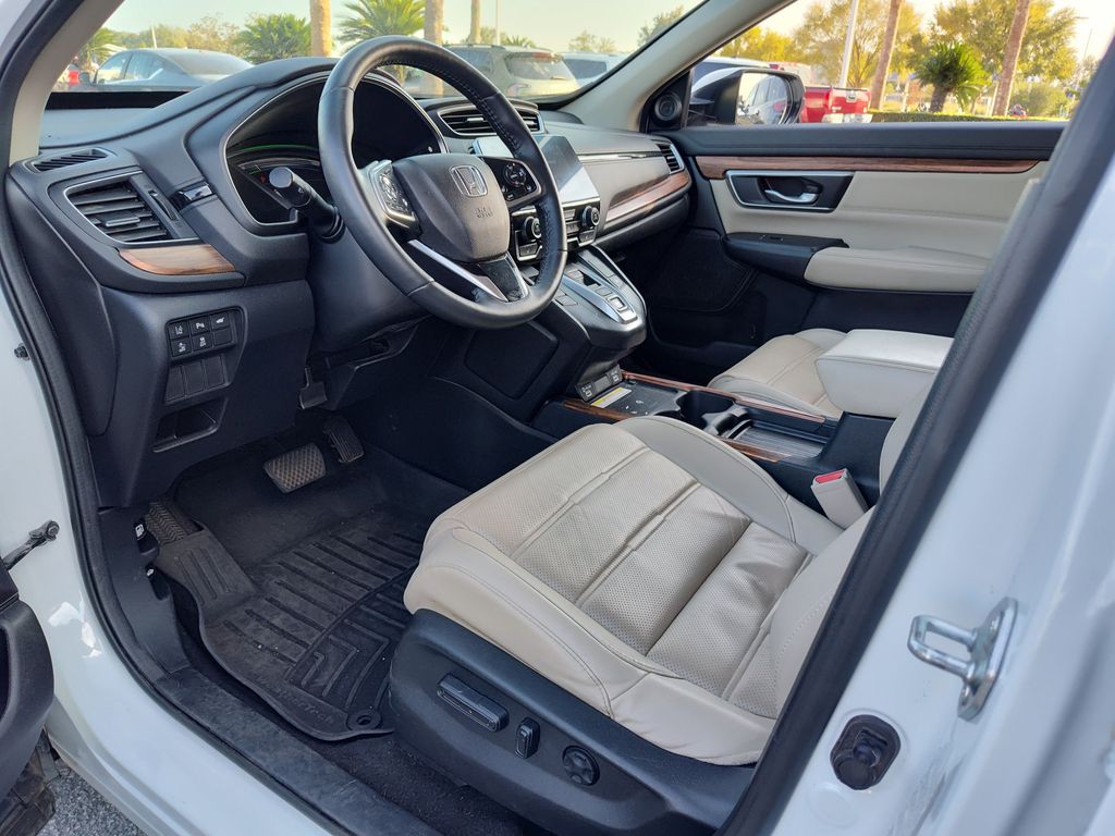 2022 Honda CR-V Hybrid Touring photo 2