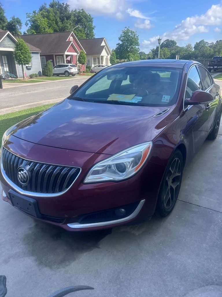 2017 Buick Regal Sport Touring's photo