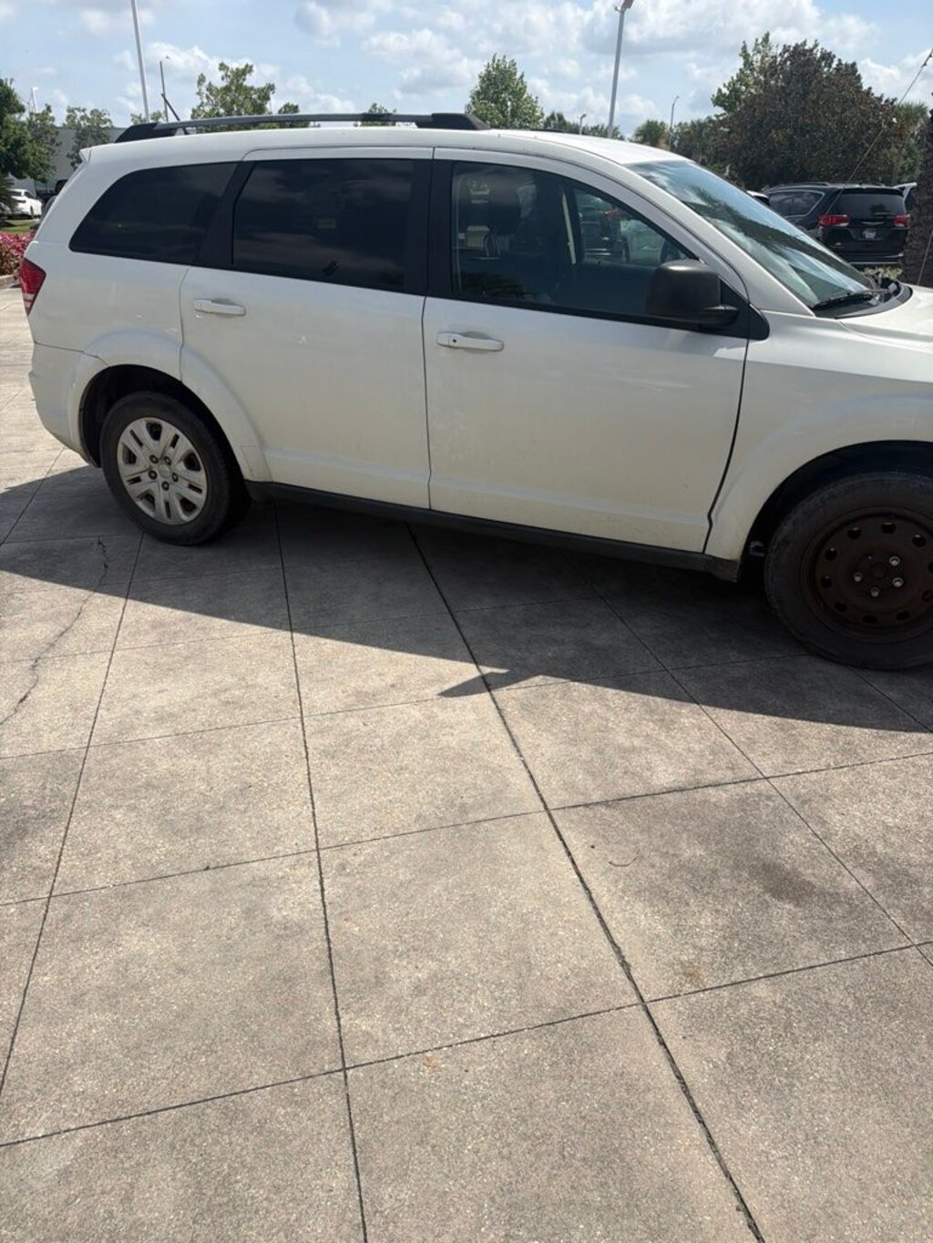 Used 2017 Dodge Journey SE SUV