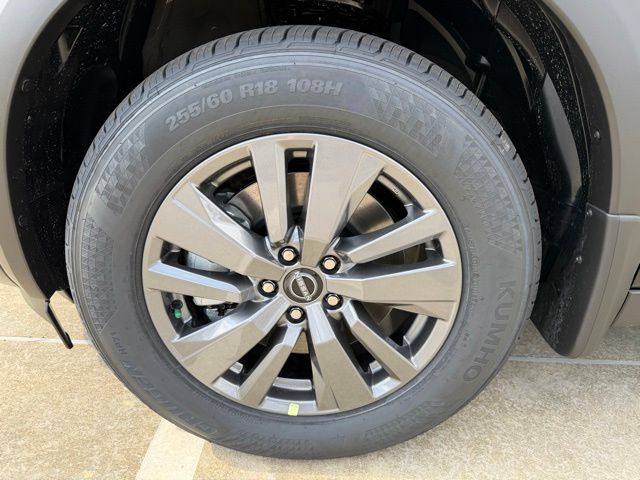 2026 Nissan Pathfinder SV - Photo 9