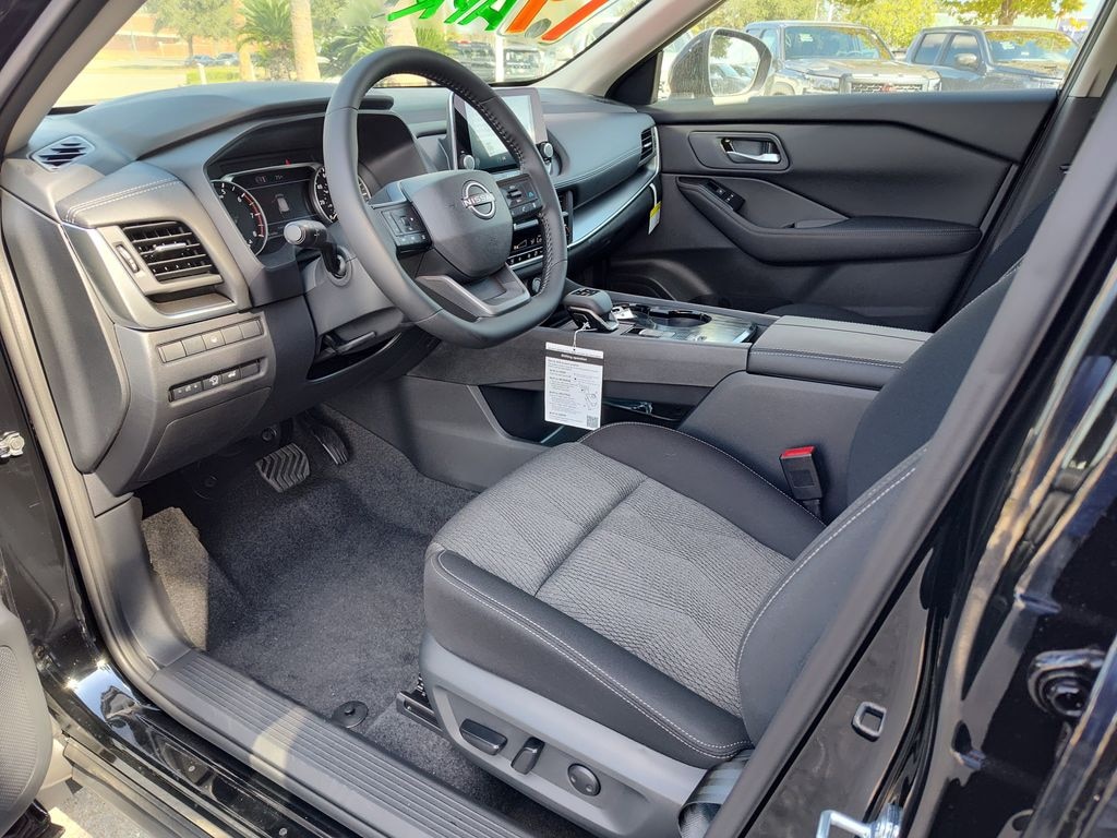 New 2026 Nissan Rogue SV SUV