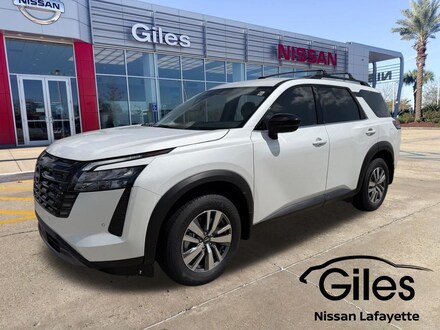 2026 Nissan Pathfinder SL SUV