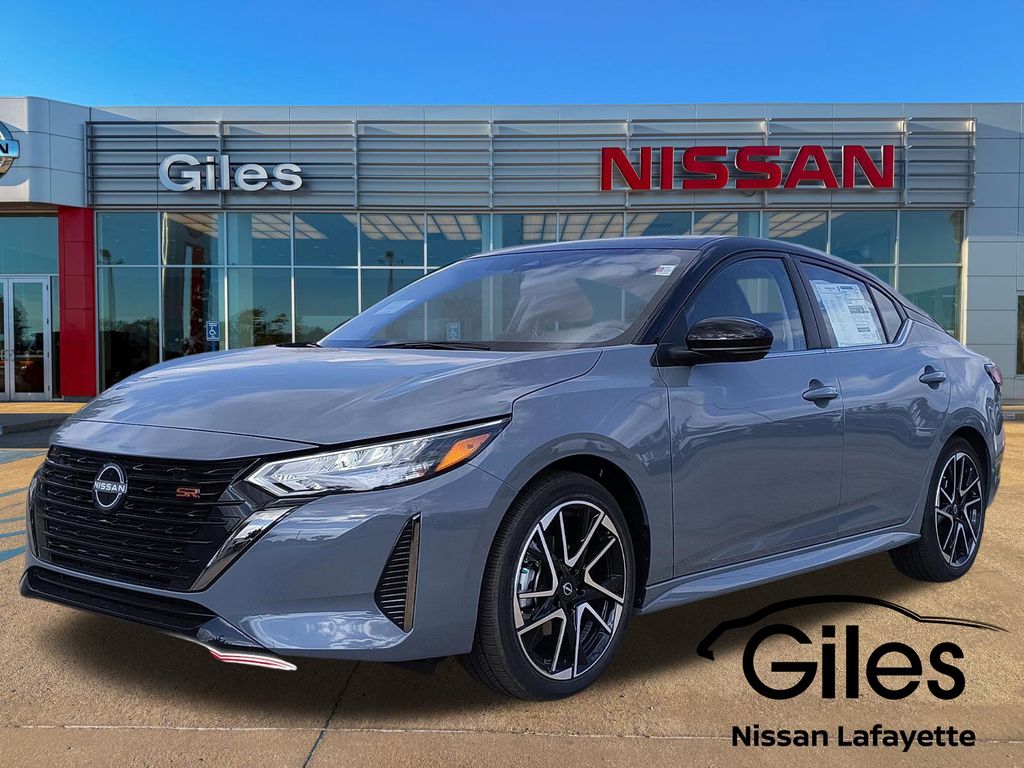2025 Nissan Sentra SR's photo