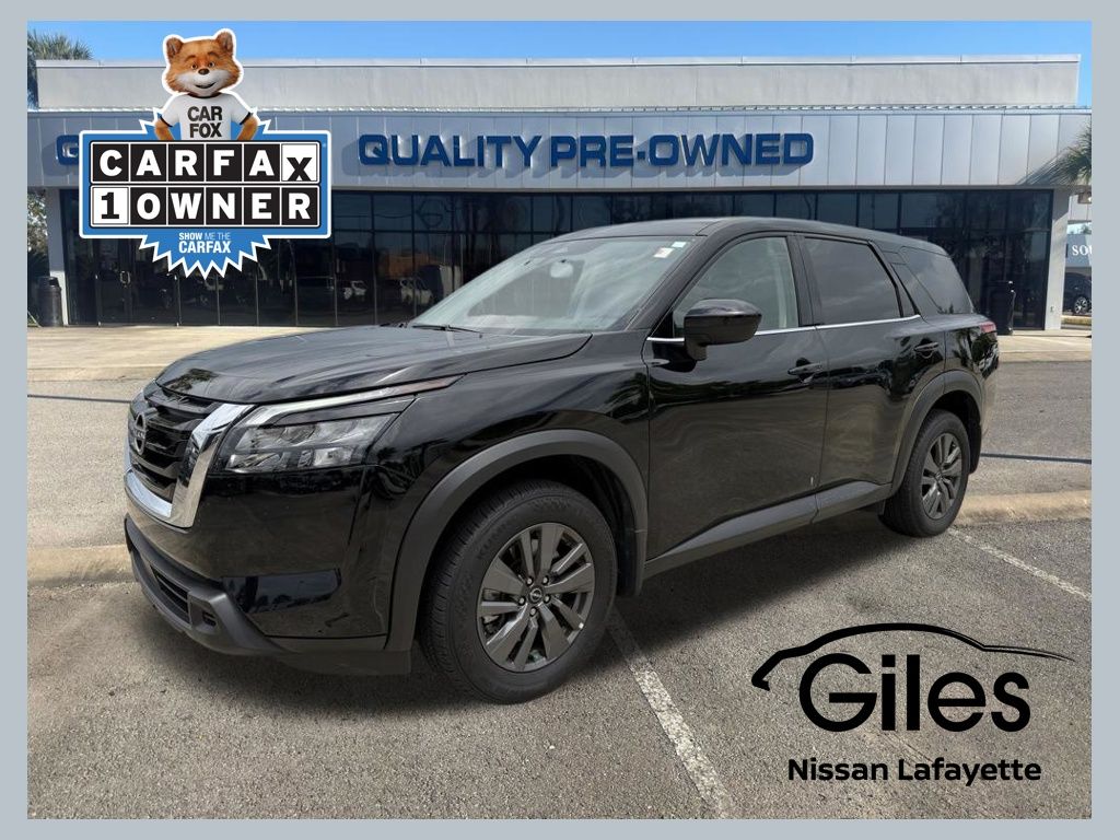 2025 Nissan Pathfinder S 2WD's photo