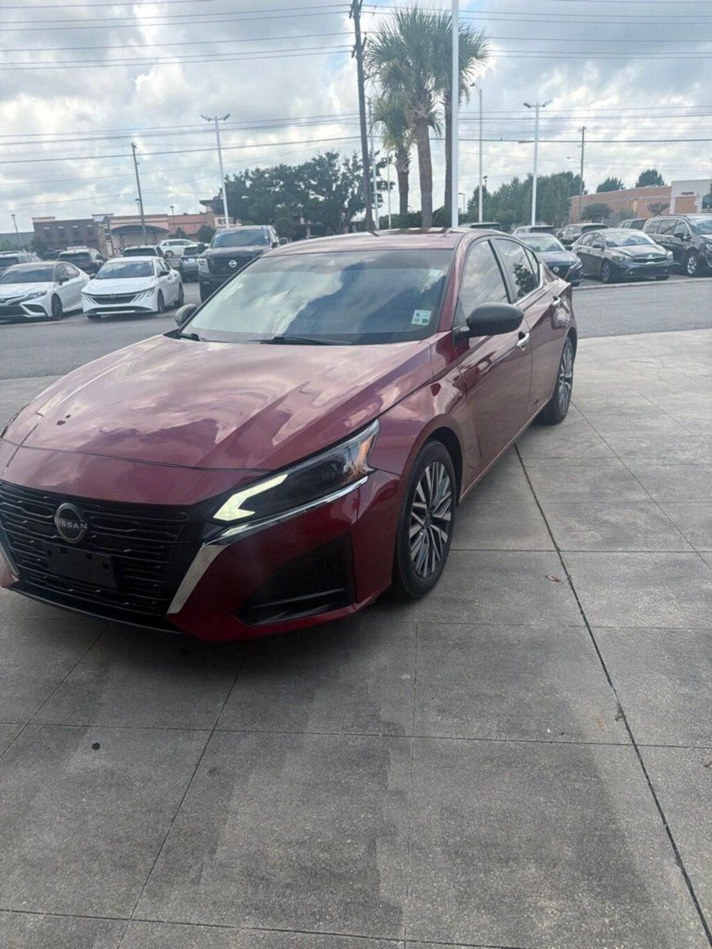 Used 2024 Nissan Altima 2.5 SV Sedan