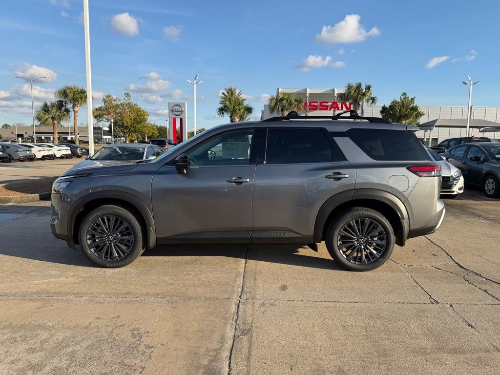 New 2026 Nissan Pathfinder SL SUV