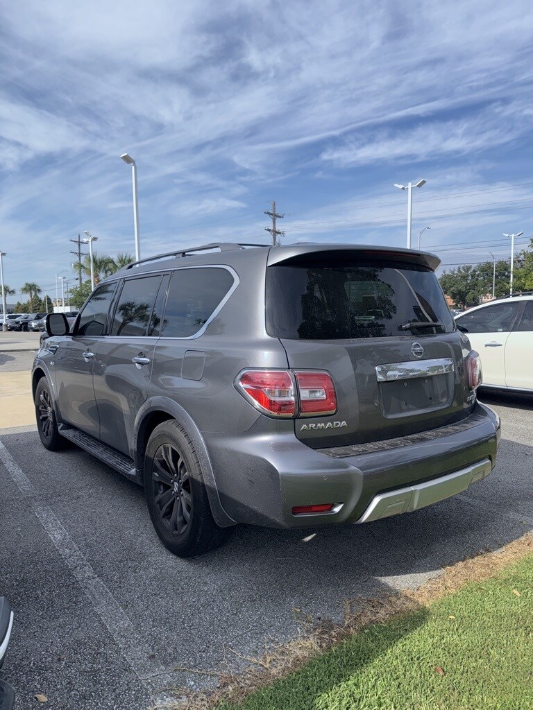 2018 Nissan Armada Platinum photo 3