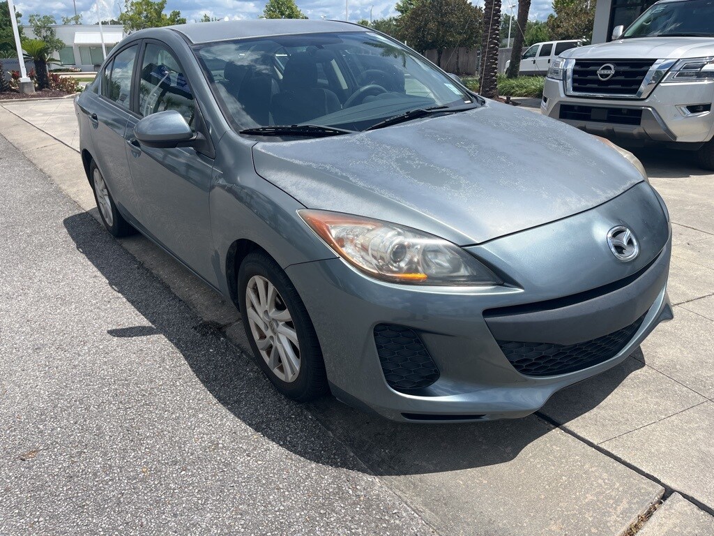 2012 Mazda Mazda3 Touring photo 2