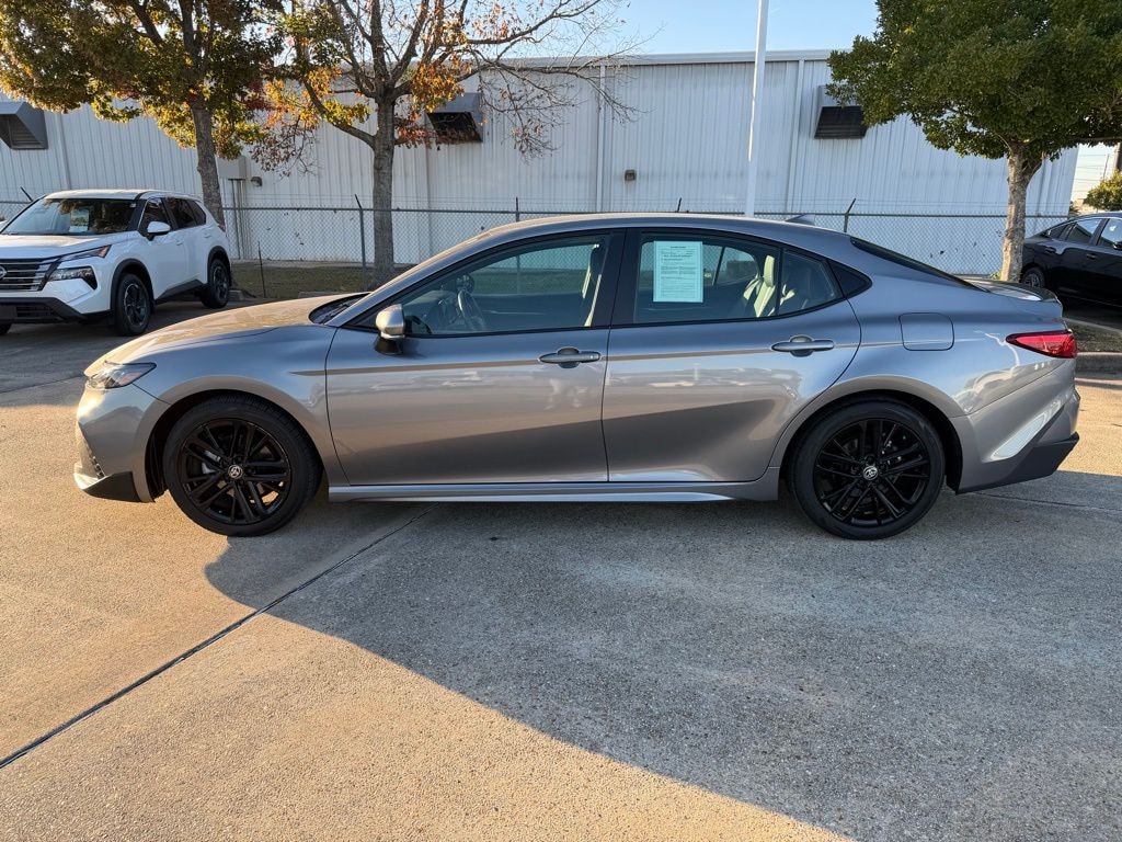 Used 2025 Toyota Camry SE Sedan