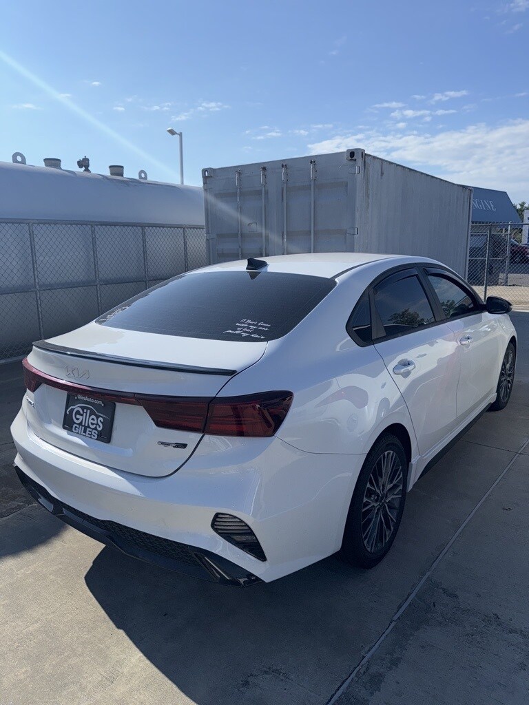 2023 Kia Forte GT-Line photo 3