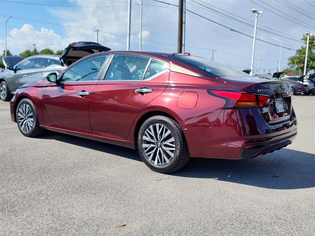 2024 Nissan Altima 2.5 SV photo 3