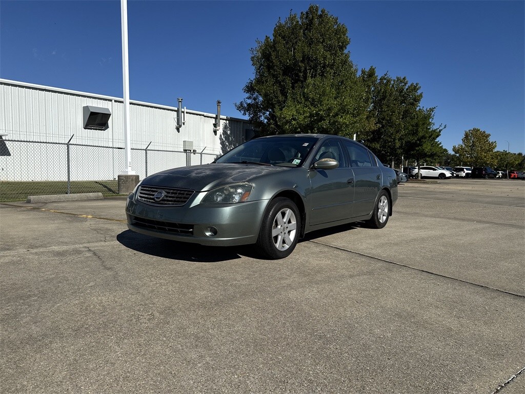 Used 2005 Nissan Altima 2.5 S Sedan