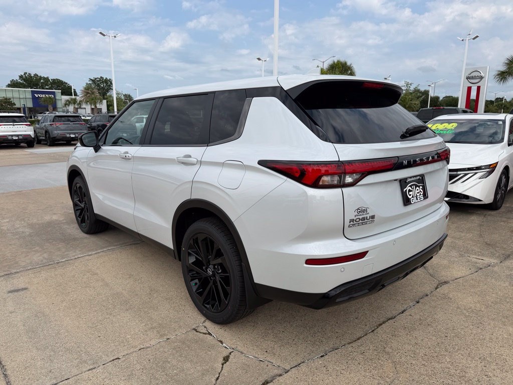 New 2026 Nissan Rogue Plug-In Hybrid SL SUV