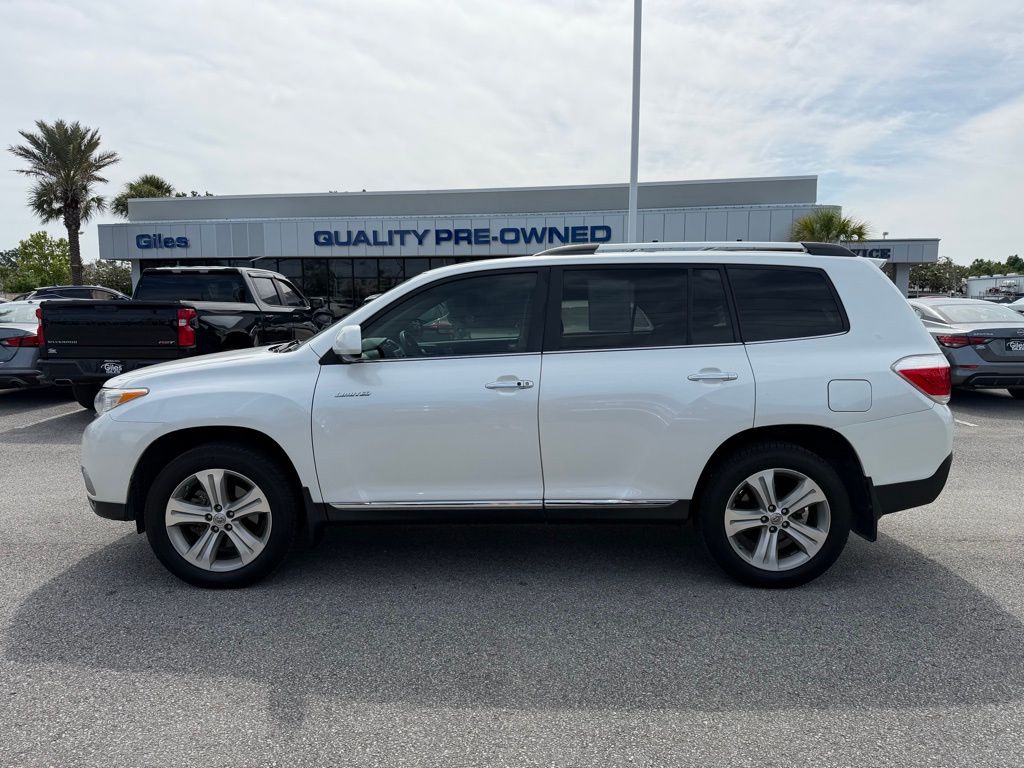 Used 2013 Toyota Highlander Limited with VIN 5TDYK3EH8DS118572 for sale in Lafayette, LA