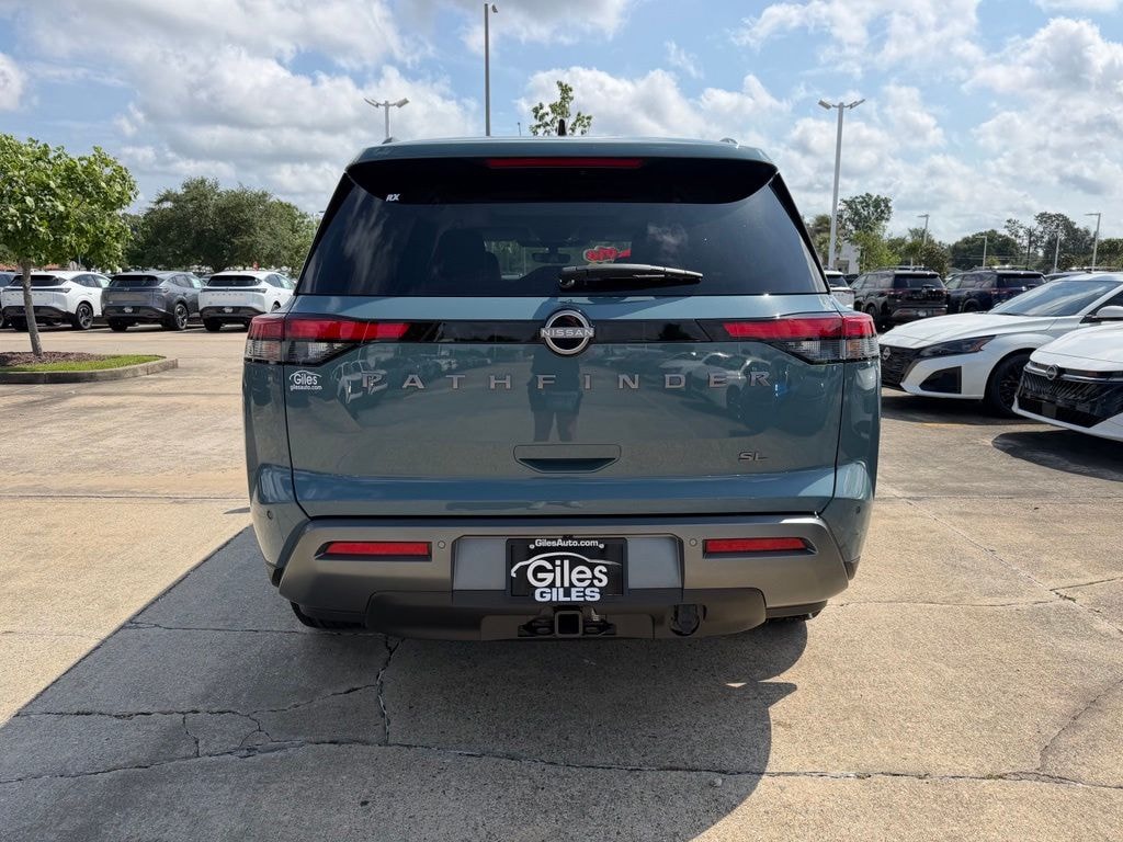 New 2026 Nissan Pathfinder SL SUV