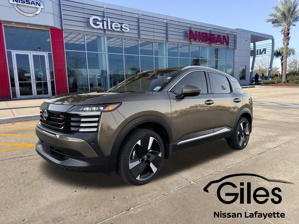 New 2025 Nissan Kicks SR SUV