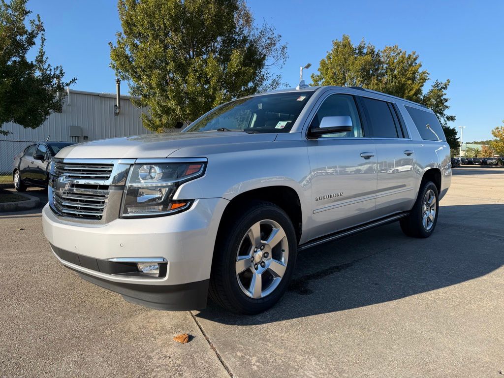 2018 Chevrolet Suburban Premier's photo