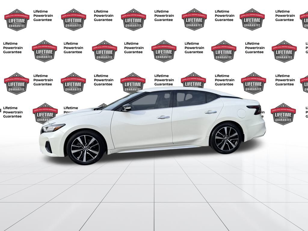 2021 Nissan Maxima SV photo 2