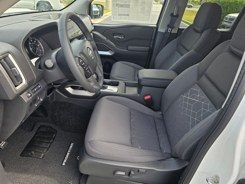 2026 Nissan Frontier SV - Photo 15