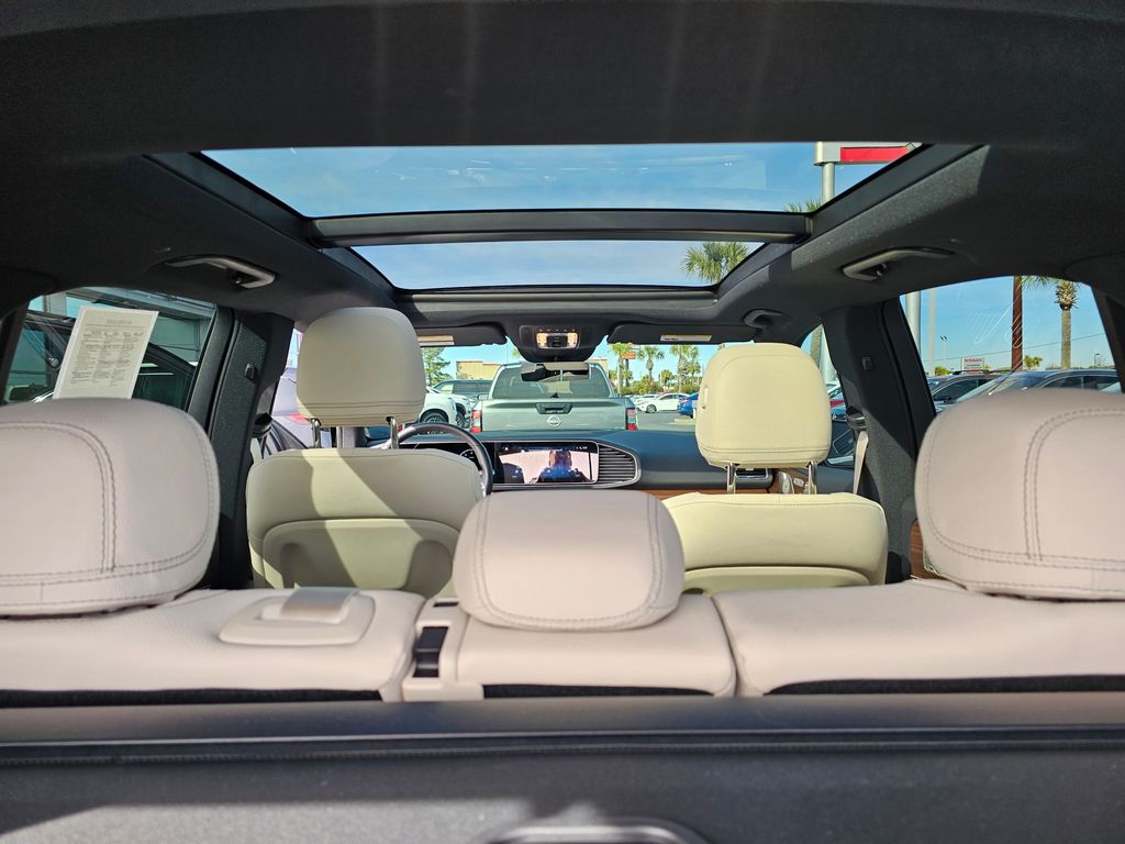 2026 Mercedes-Benz GLE GLE450 - Photo 13