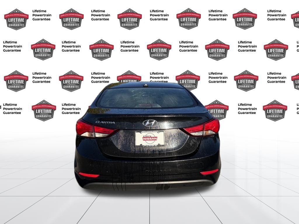 Used 2016 Hyundai Elantra SE Sedan
