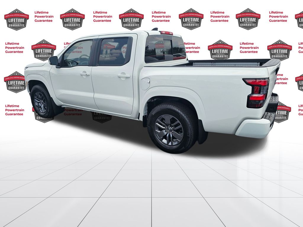 2025 Nissan Frontier SV photo 3