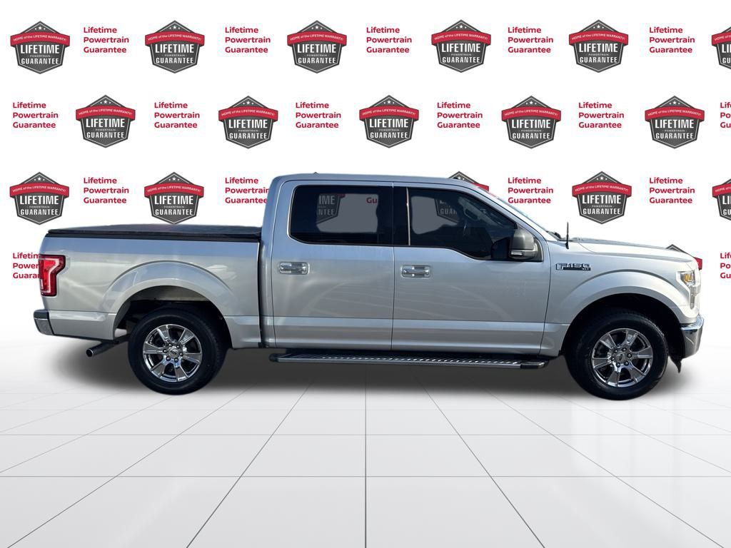 2017 Ford F-150 XLT photo 4