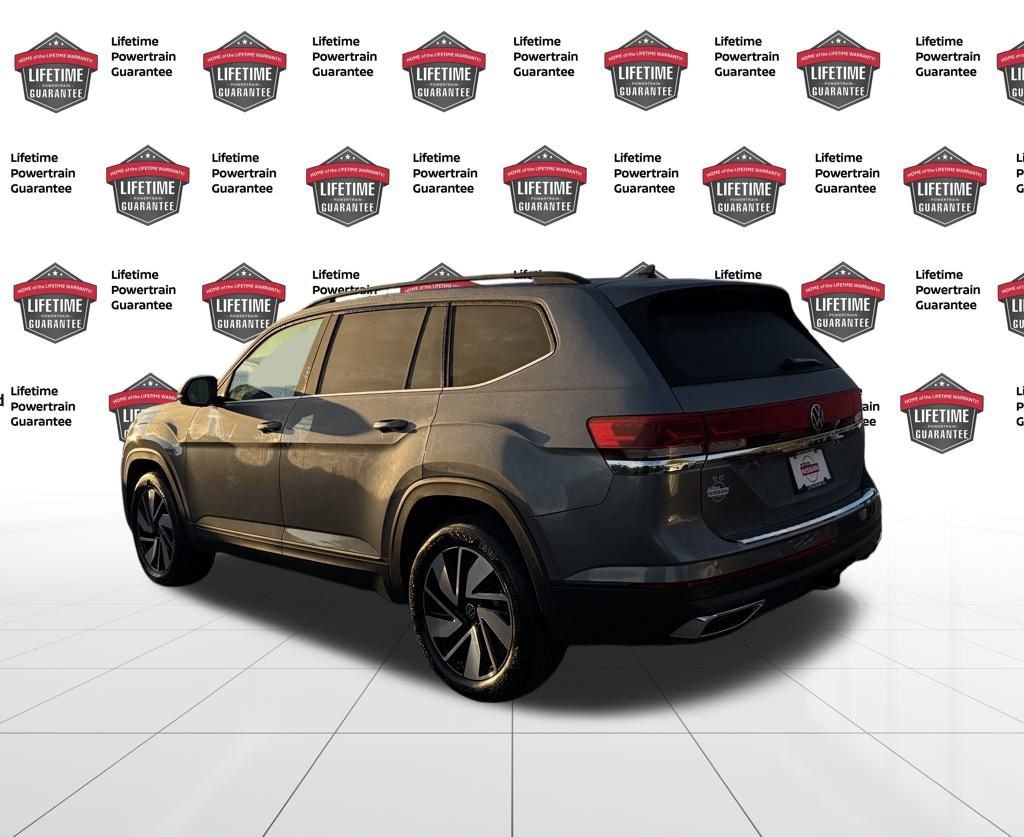 Used 2025 Volkswagen Atlas 2.0T SE w/Technology SUV