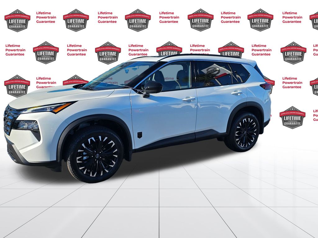 2026 Nissan Rogue SV's photo