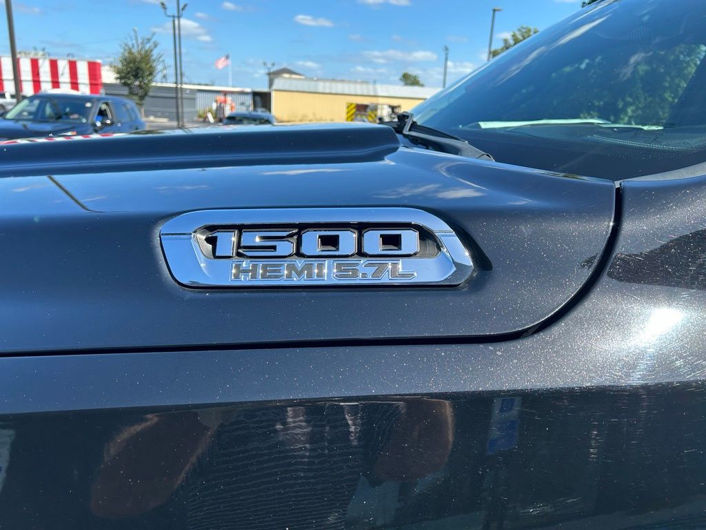 2022 Ram 1500 Limited photo 3