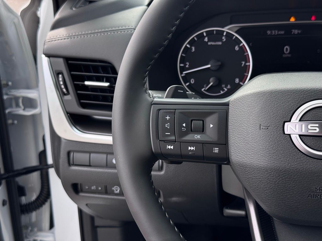 2026 Nissan Rogue SV - Photo 16