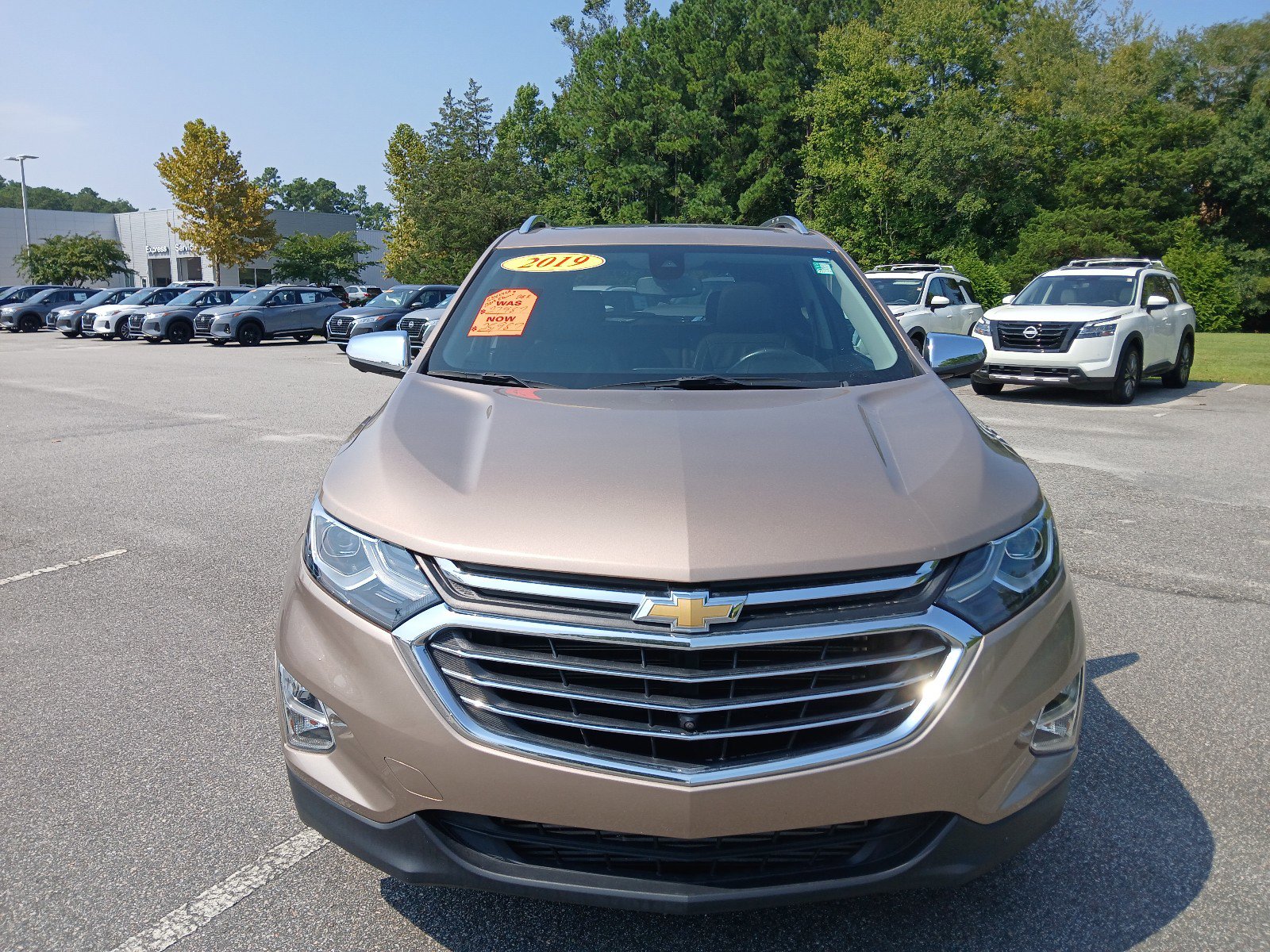 Used 2019 Chevrolet Equinox Premier with VIN 2GNAXYEX4K6108689 for sale in Myrtle Beach, SC