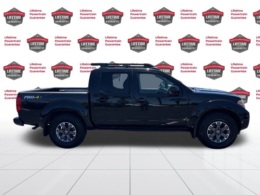 2021 Nissan Frontier PRO-4X photo 4