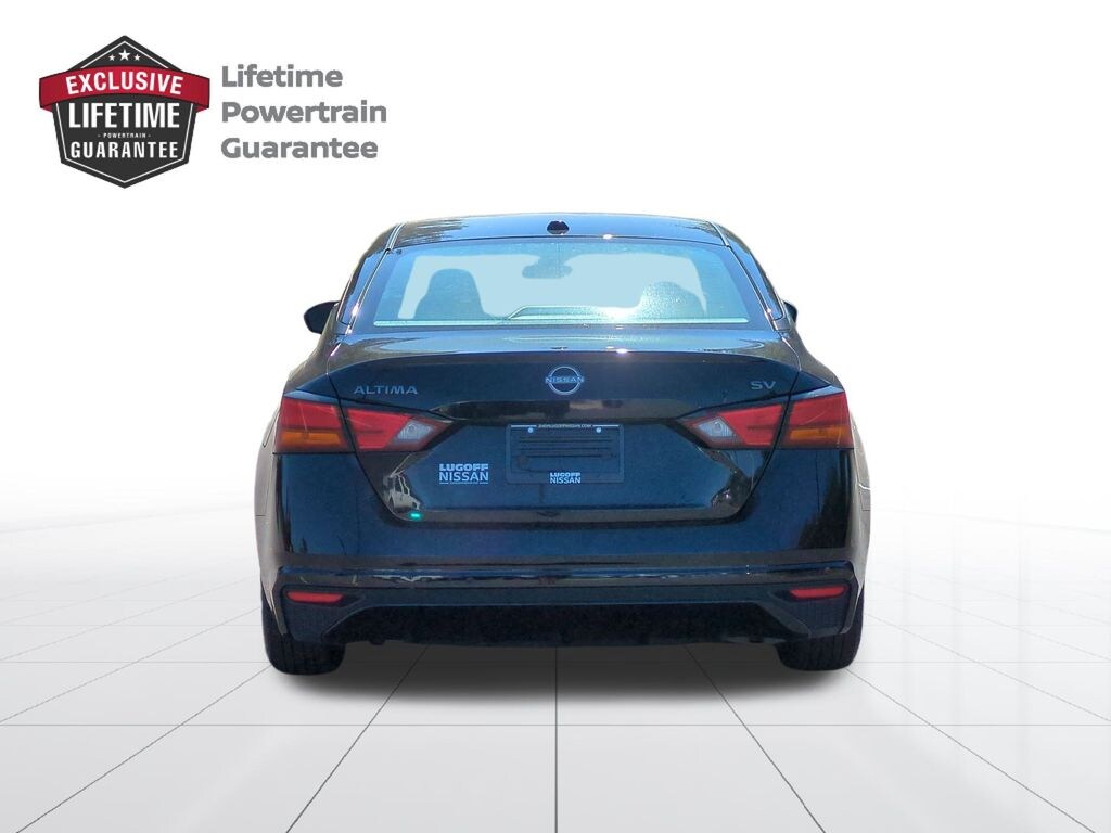 Used 2024 Nissan Altima 2.5 SV Sedan