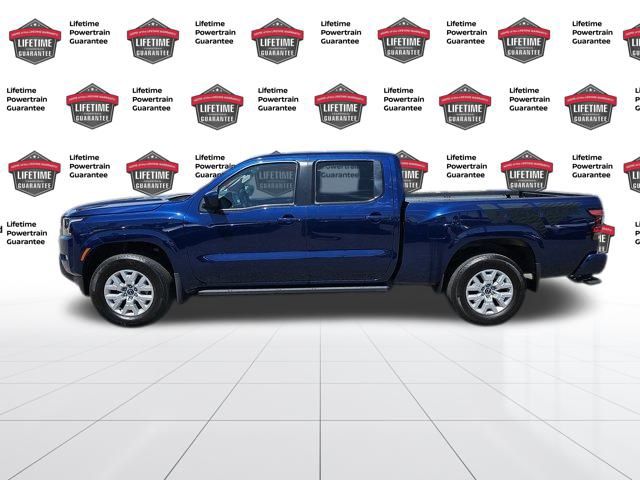 2023 Nissan Frontier SV photo 2