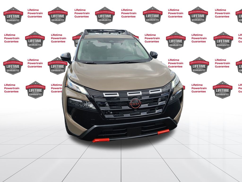 2026 Nissan Rogue SV photo 2