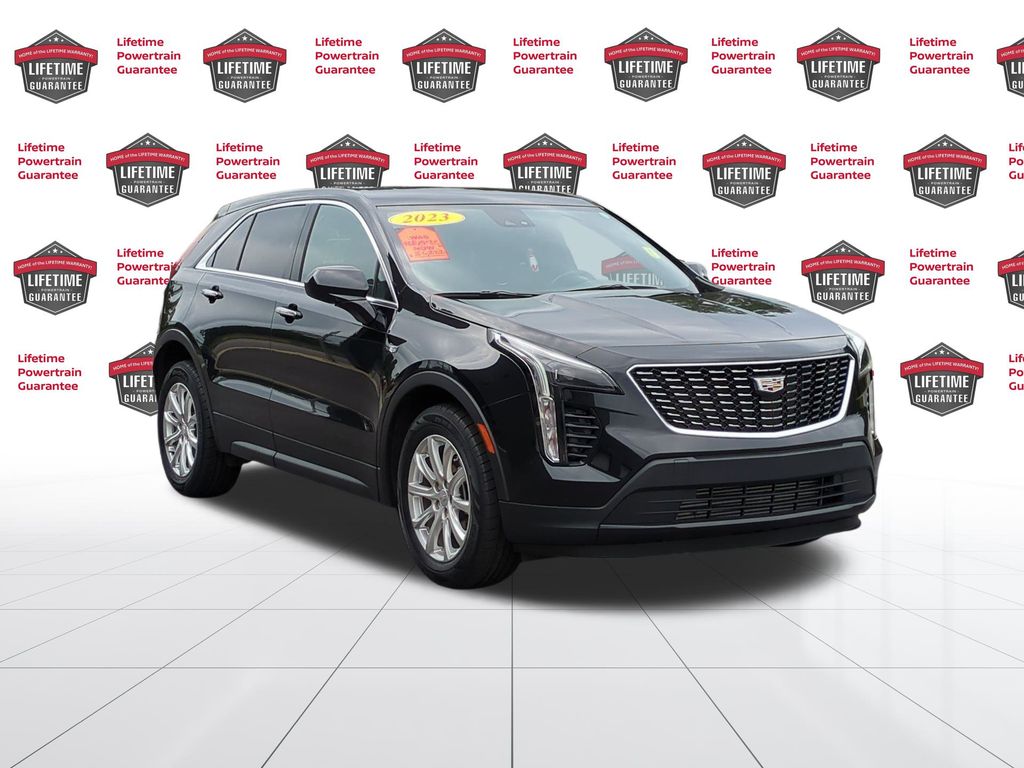 2023 Cadillac XT4 Luxury's photo