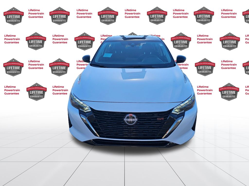 2025 Nissan Sentra SR photo 4