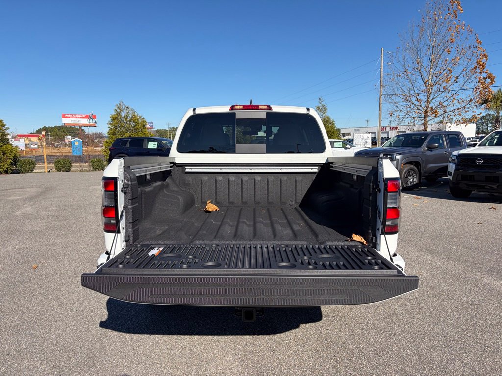 2026 Nissan Frontier SV - Photo 5