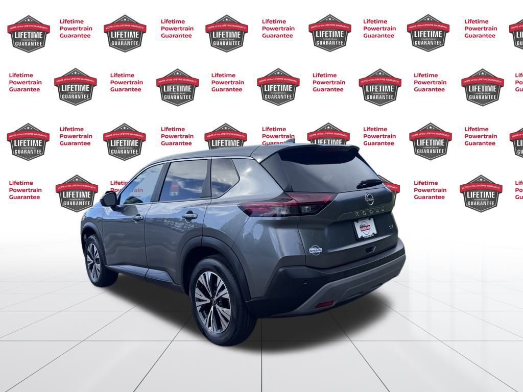 2023 Nissan Rogue SV photo 2